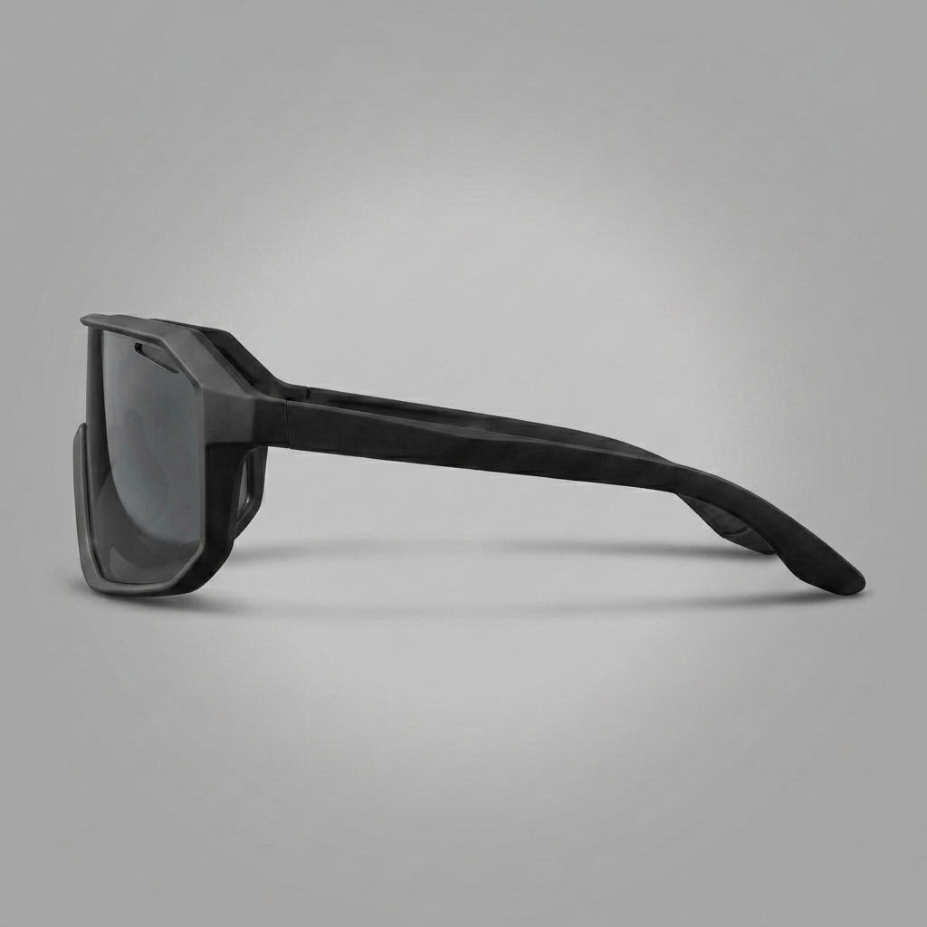 Rauch · Ridge Shades im Seitenprofil mit leichtem TR90-Rahmen