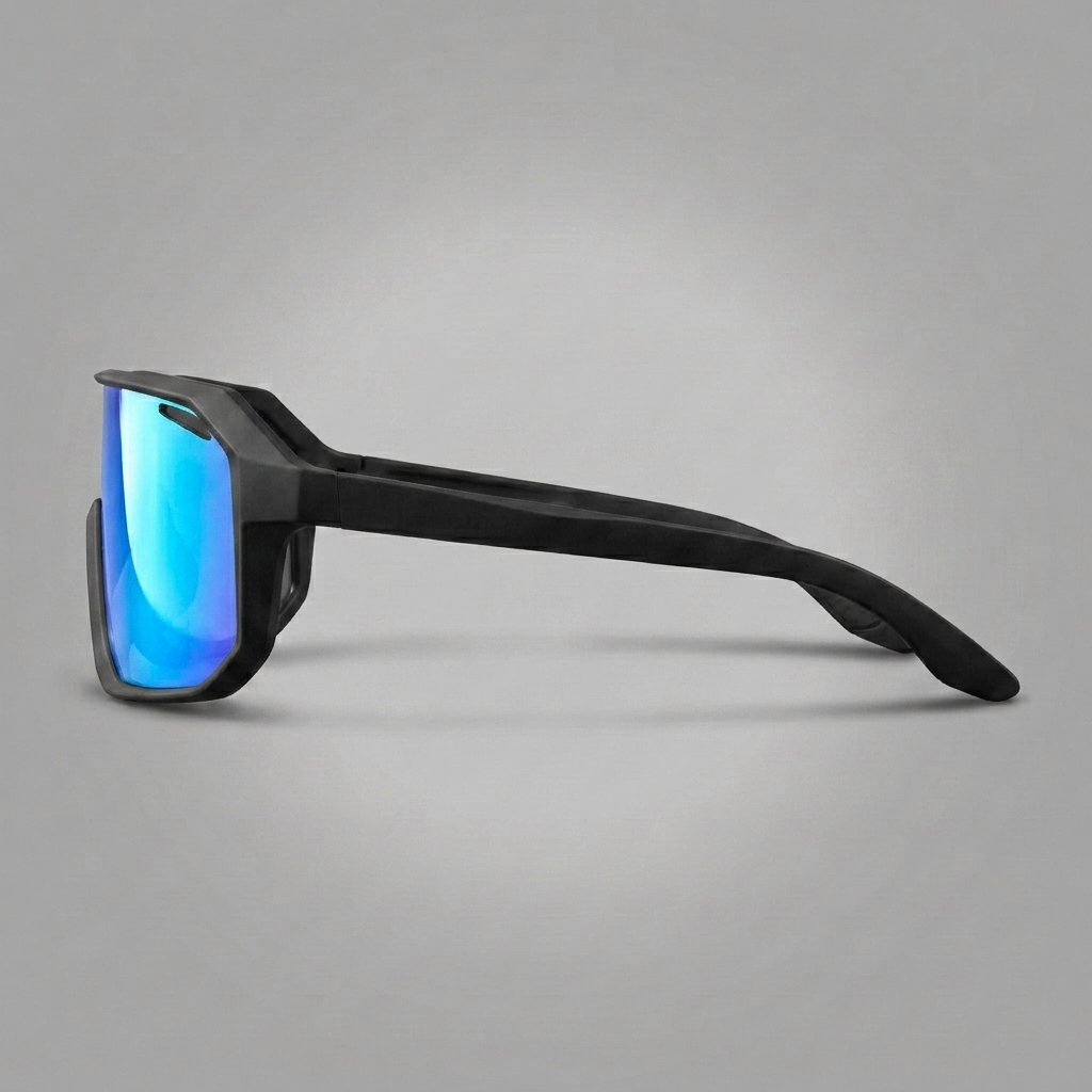 Eisblau · Ridge Shades im Seitenprofil mit leichtem TR90-Rahmen